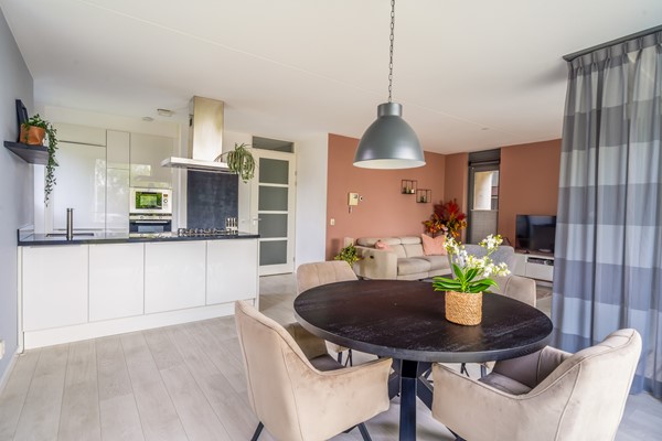 Medium property photo - Stationsweg 73, 4141 HE Leerdam